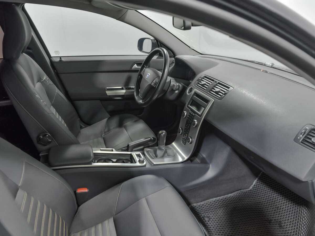 Volvo S40 с пробегом — 2008 год. Фото: #12