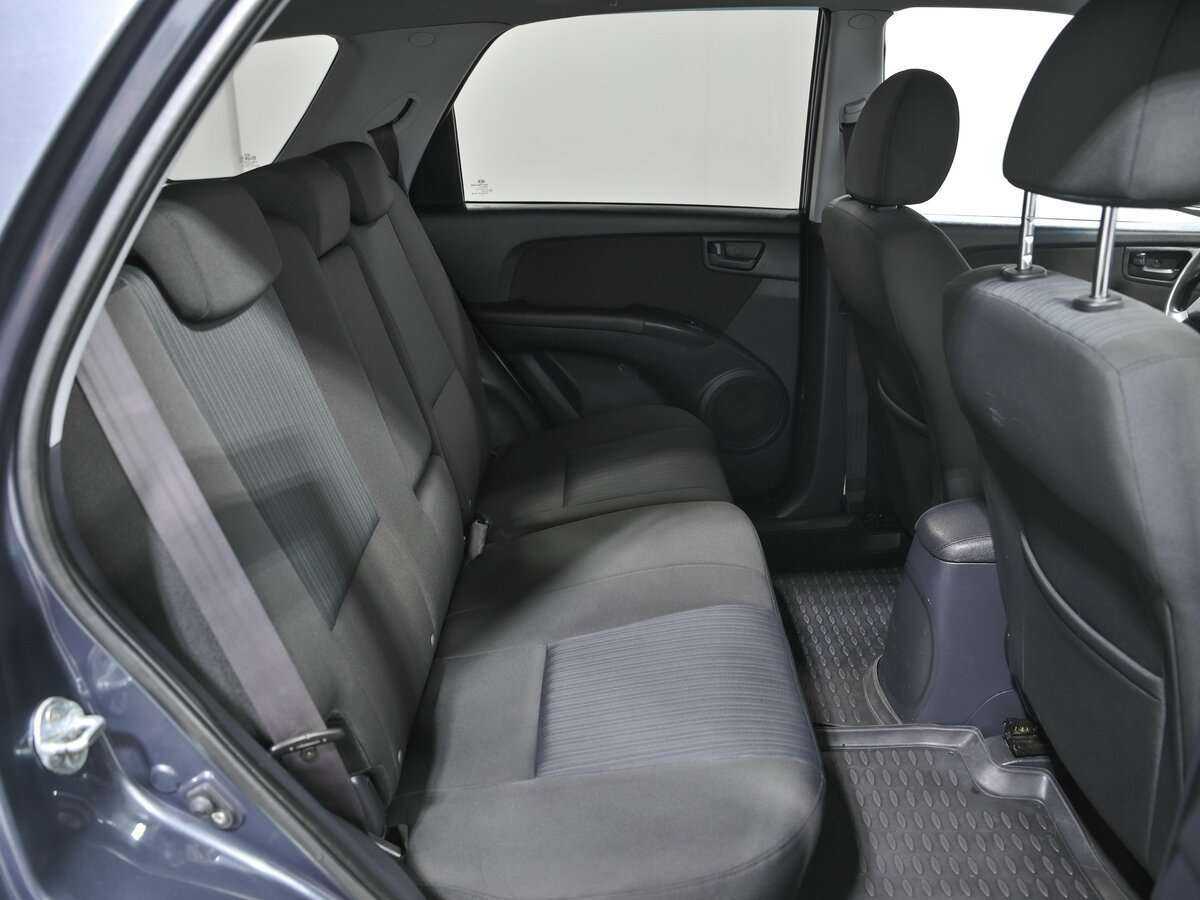 Kia Sportage с пробегом — 2009 год. Фото: #11