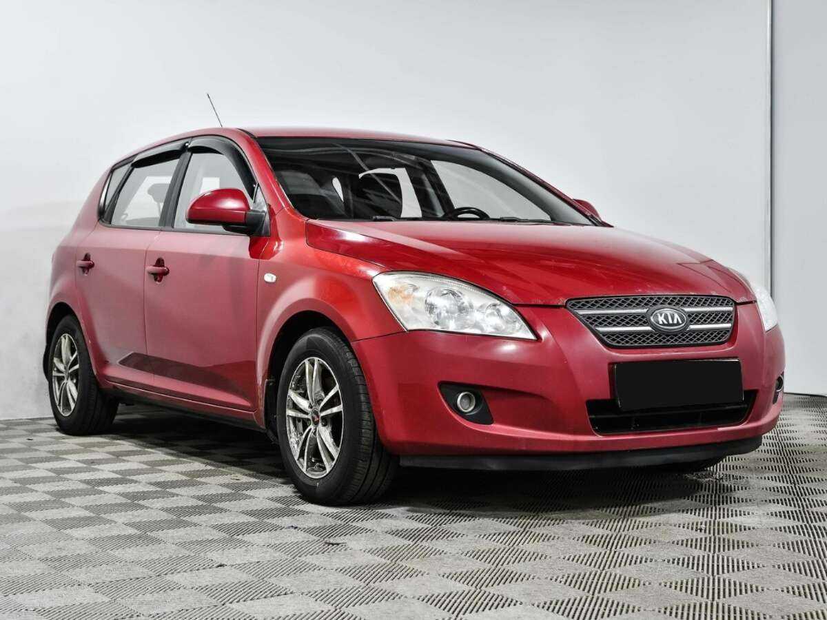 Kia Ceed с пробегом — 2009 год. Фото: #2