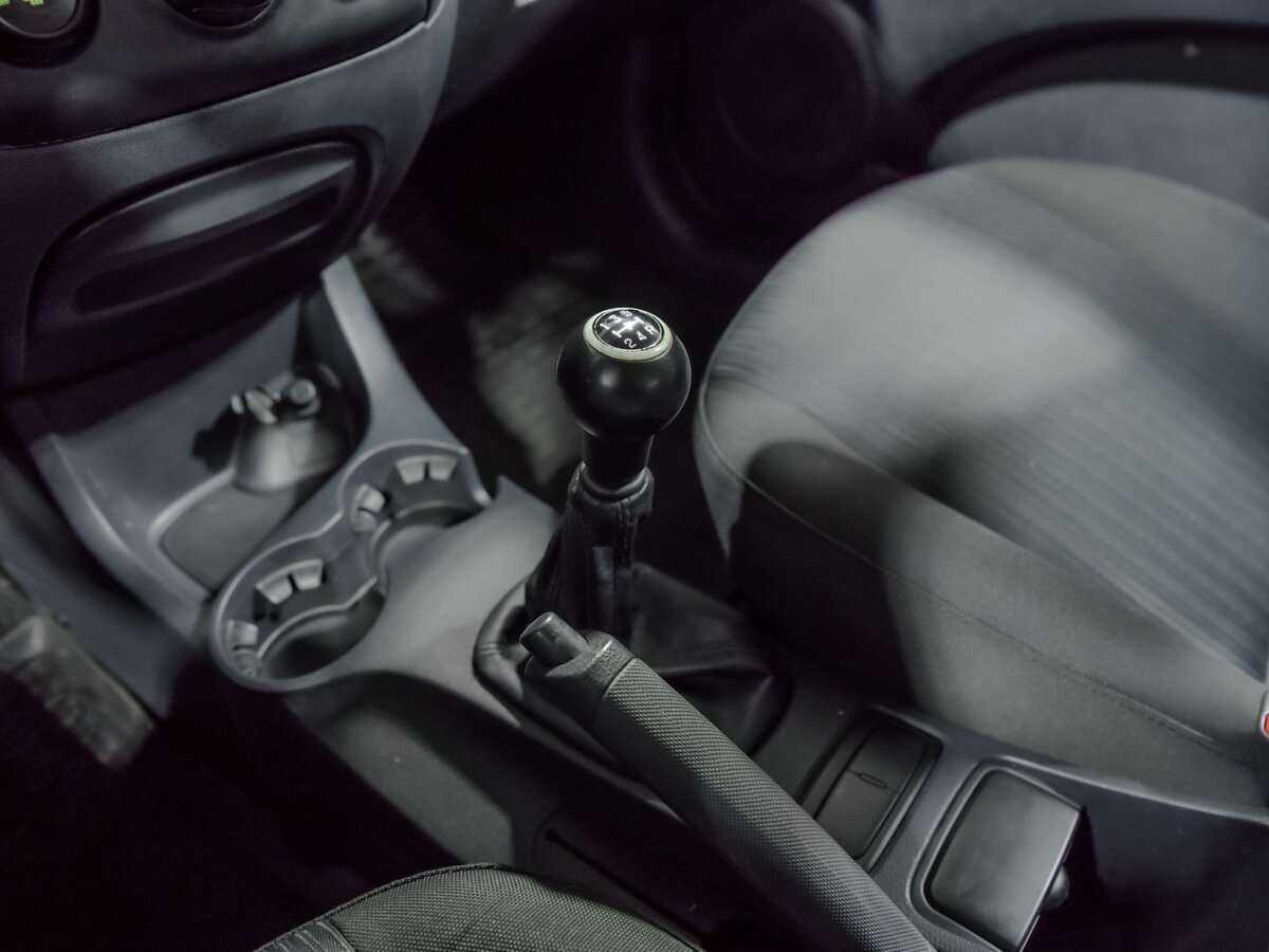 Kia Sportage с пробегом — 2009 год. Фото: #7