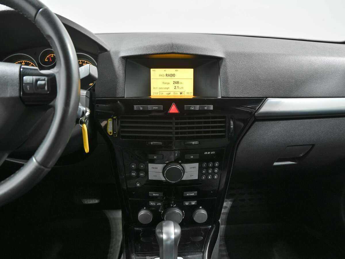 Opel Astra с пробегом — 2007 год. Фото: #8