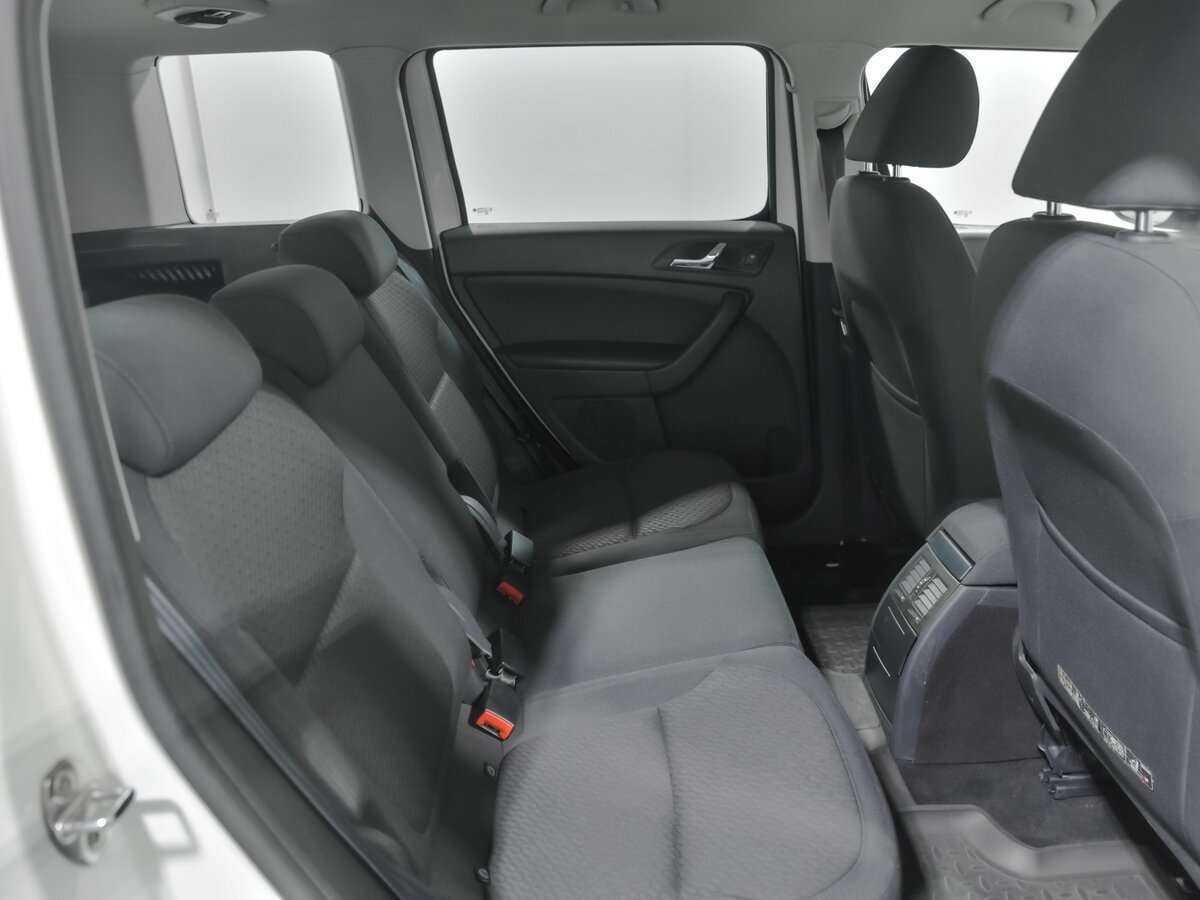 Skoda Yeti с пробегом — 2014 год. Фото: #13