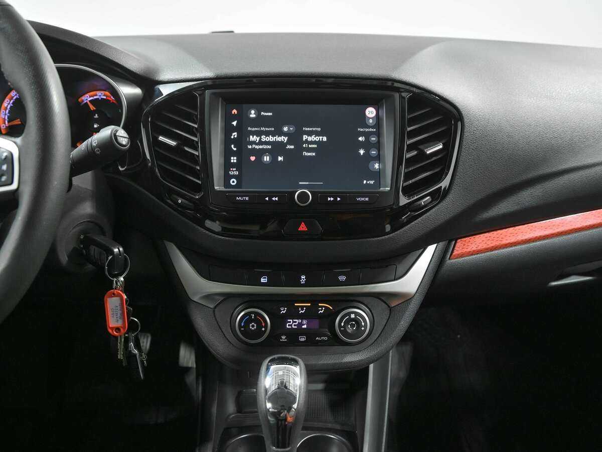 Lada (ВАЗ) Vesta с пробегом — 2021 год. Фото: #9