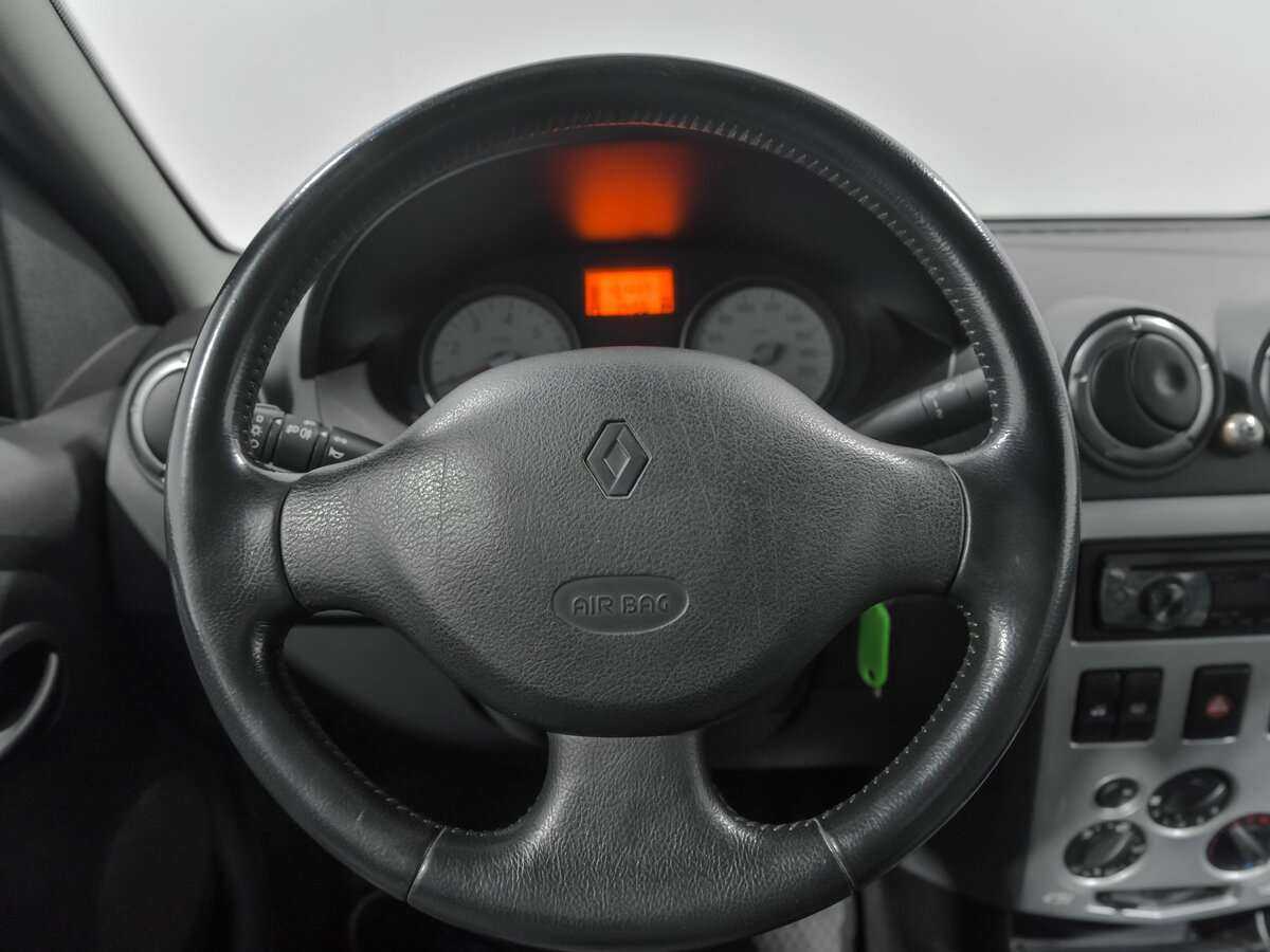 Renault Logan с пробегом — 2009 год. Фото: #7