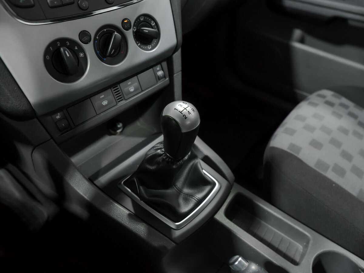 Ford Focus с пробегом — 2008 год. Фото: #9