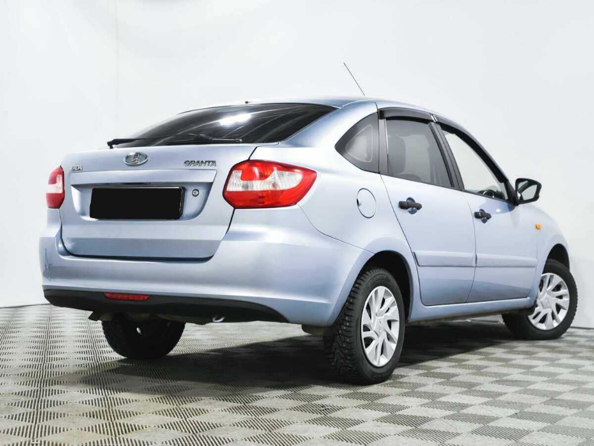 Lada (ВАЗ) Granta с пробегом — 2015 год. Фото: #3