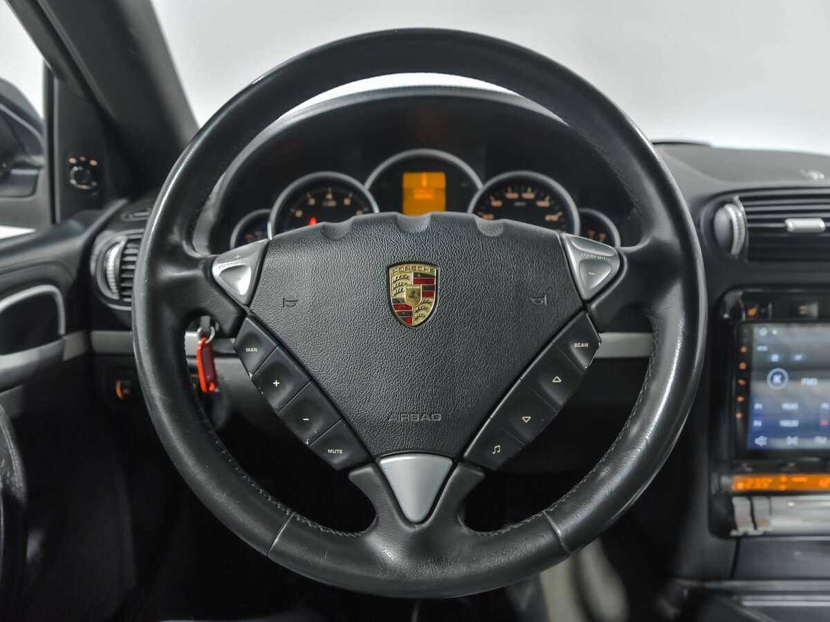 Porsche Cayenne с пробегом — 2007 год. Фото: #7