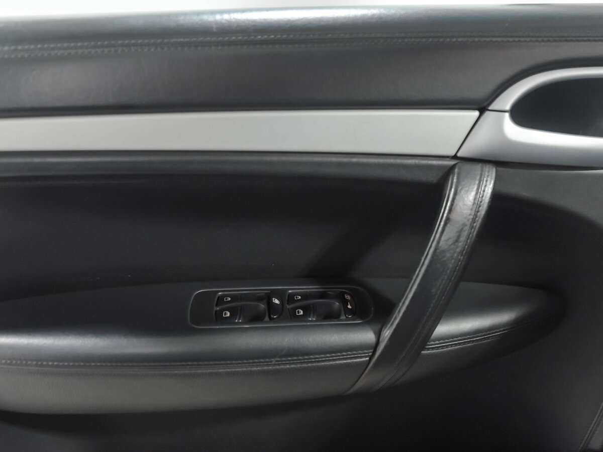 Porsche Cayenne с пробегом — 2007 год. Фото: #10