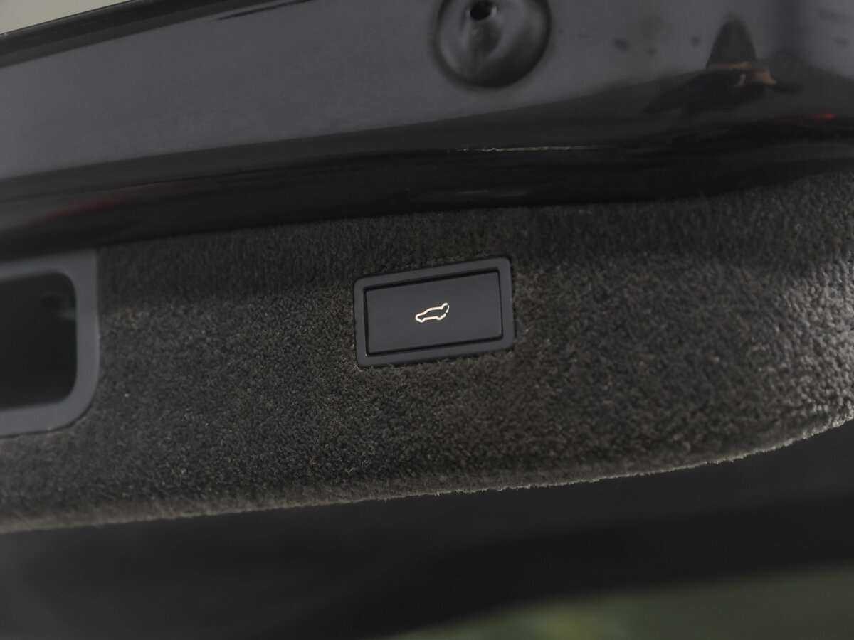 Porsche Cayenne с пробегом — 2007 год. Фото: #17