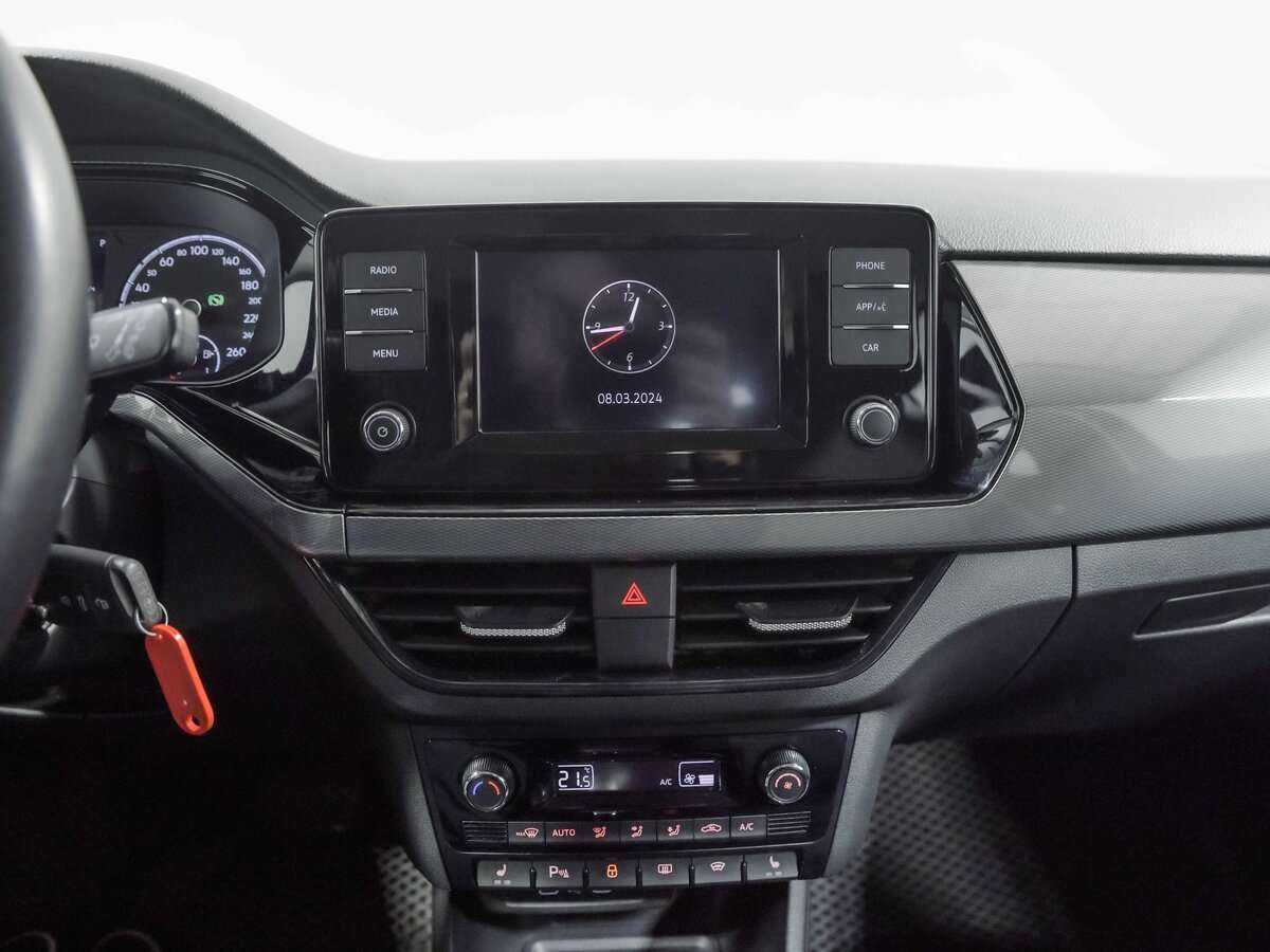 Volkswagen Polo с пробегом — 2021 год. Фото: #8