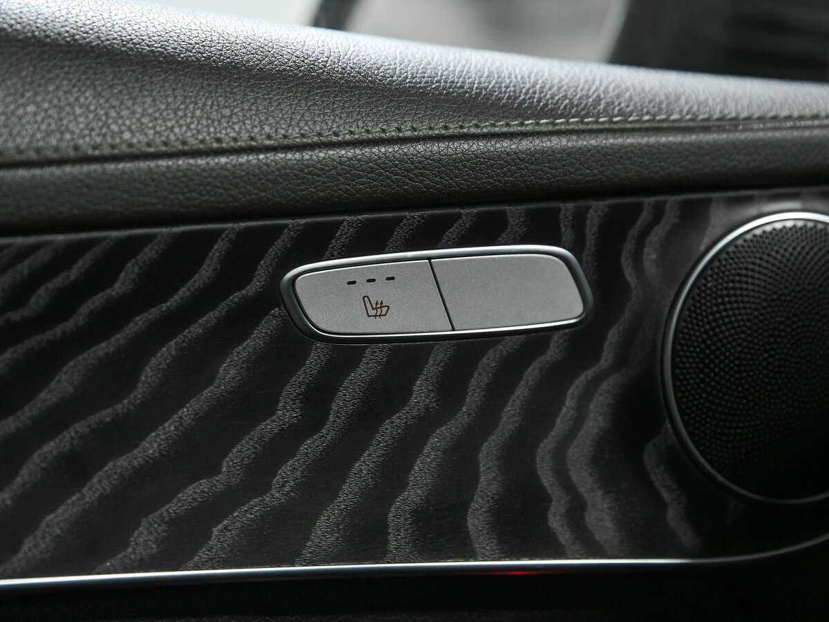 Mercedes-Benz GLC с пробегом — 2016 год. Фото: #14