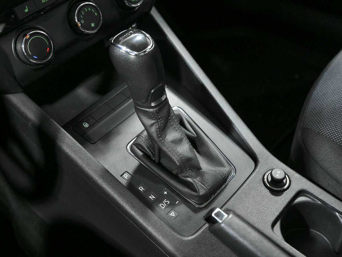 Skoda Octavia с пробегом — 2016 год. Фото: #12