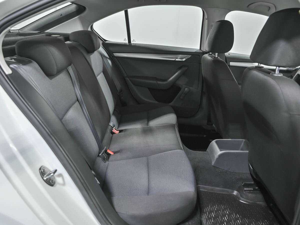 Skoda Octavia с пробегом — 2016 год. Фото: #14