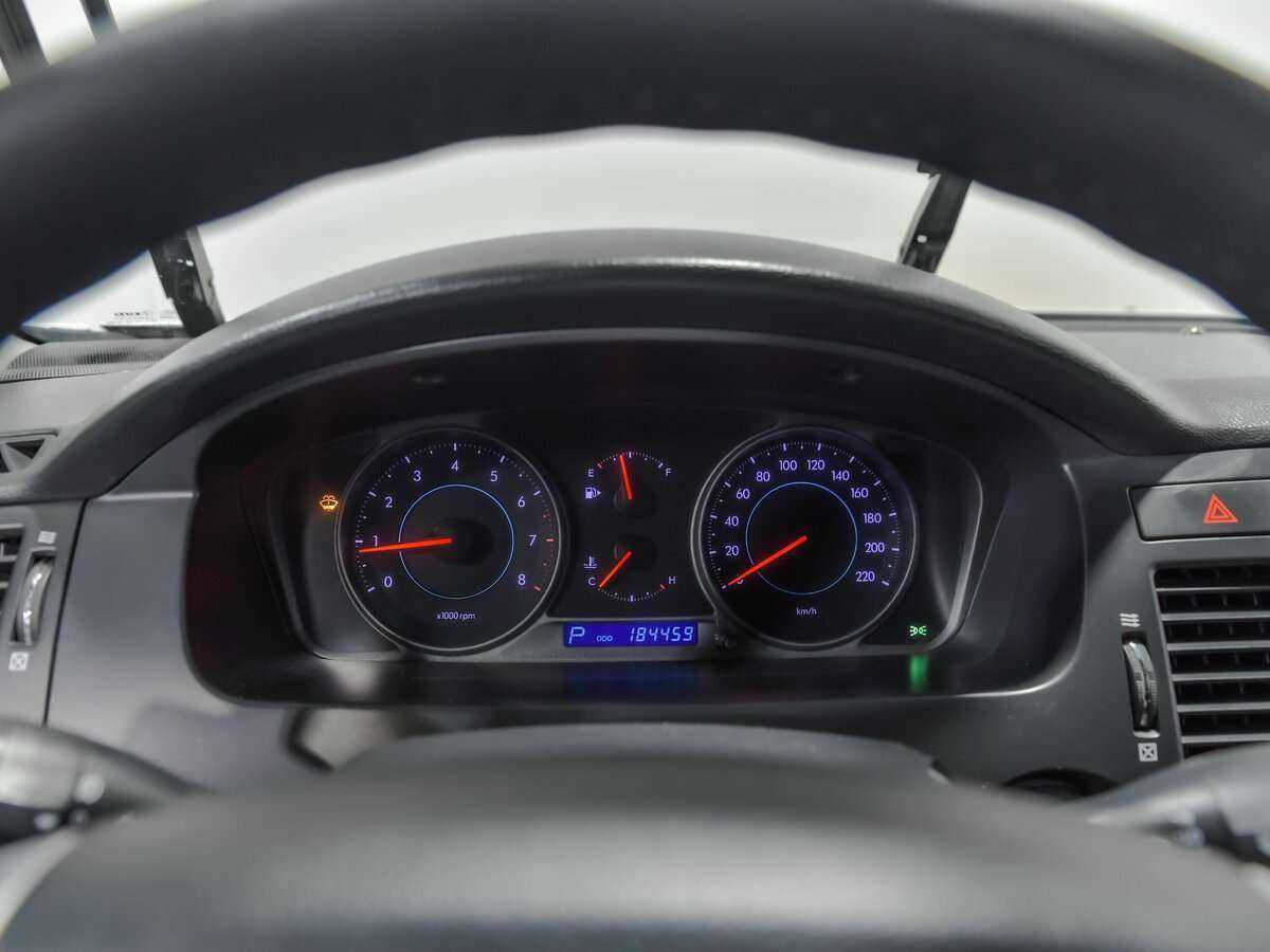 Chevrolet Epica с пробегом — 2011 год. Фото: #6