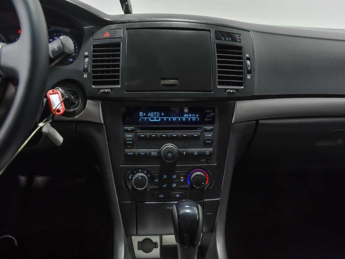 Chevrolet Epica с пробегом — 2011 год. Фото: #9