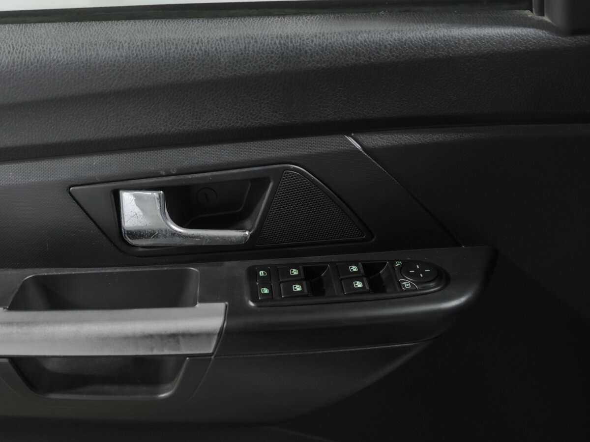 УАЗ Patriot с пробегом — 2017 год. Фото: #10