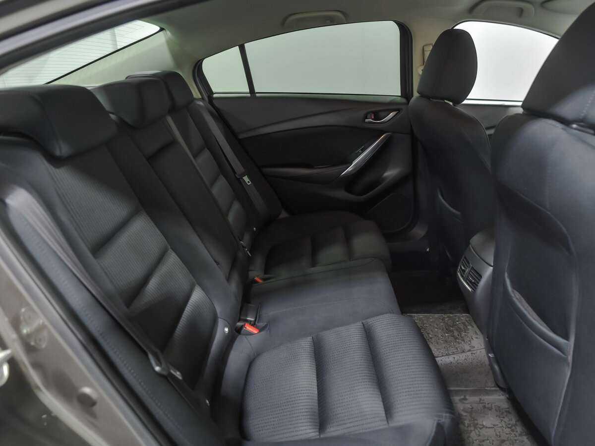 Mazda 6 с пробегом — 2018 год. Фото: #15