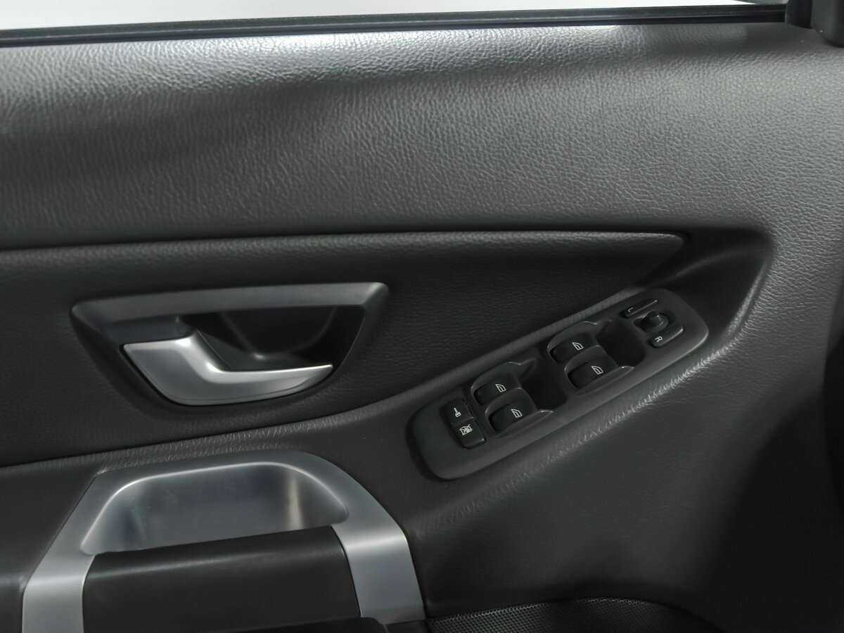 Volvo XC90 с пробегом — 2011 год. Фото: #9