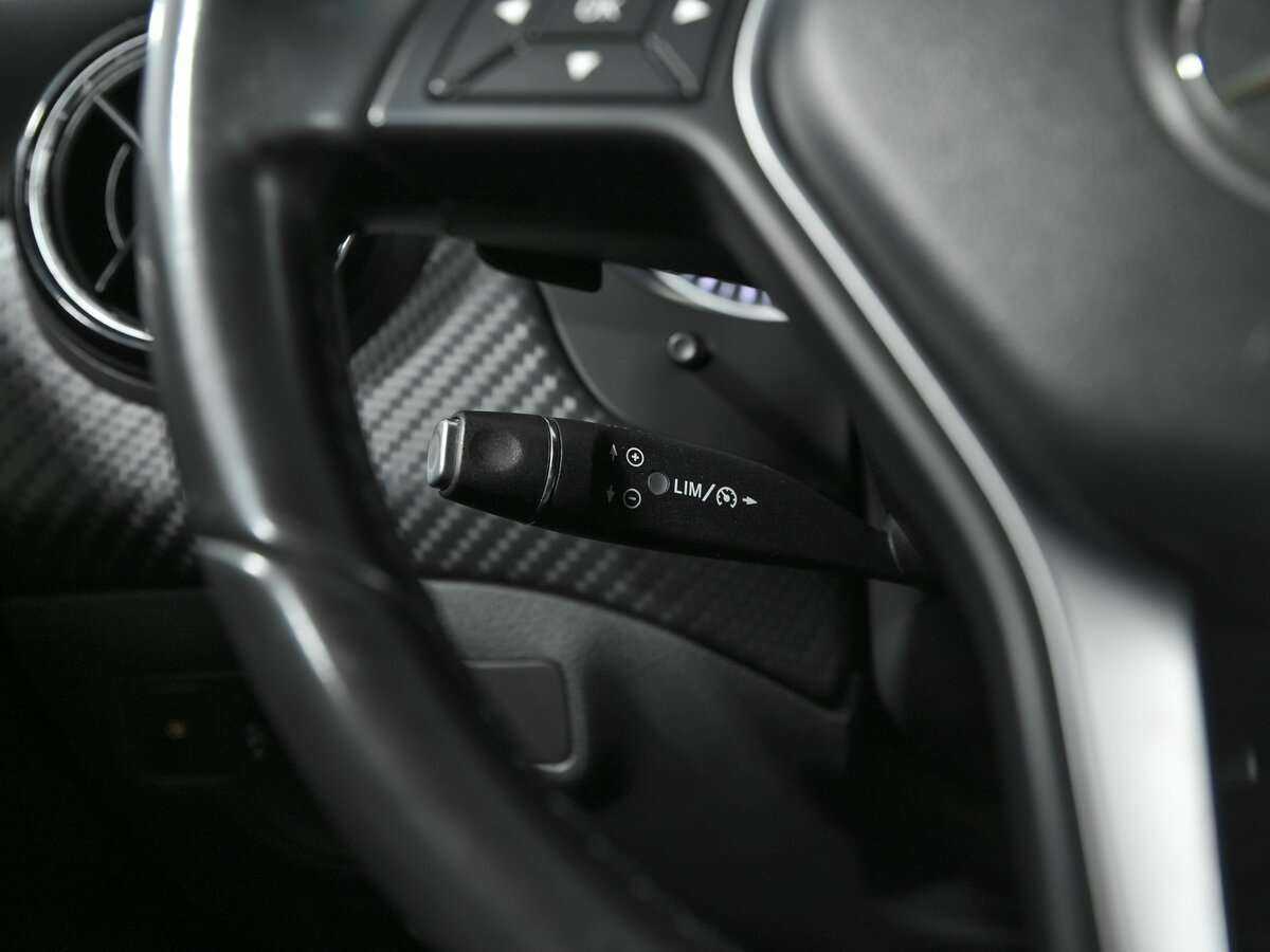 Mercedes-Benz GLA с пробегом — 2015 год. Фото: #9