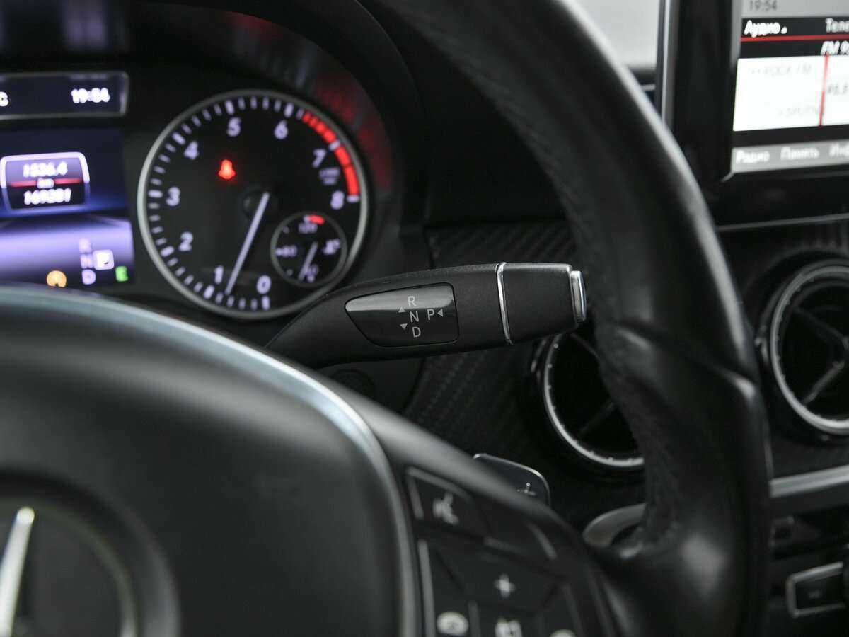 Mercedes-Benz GLA с пробегом — 2015 год. Фото: #10