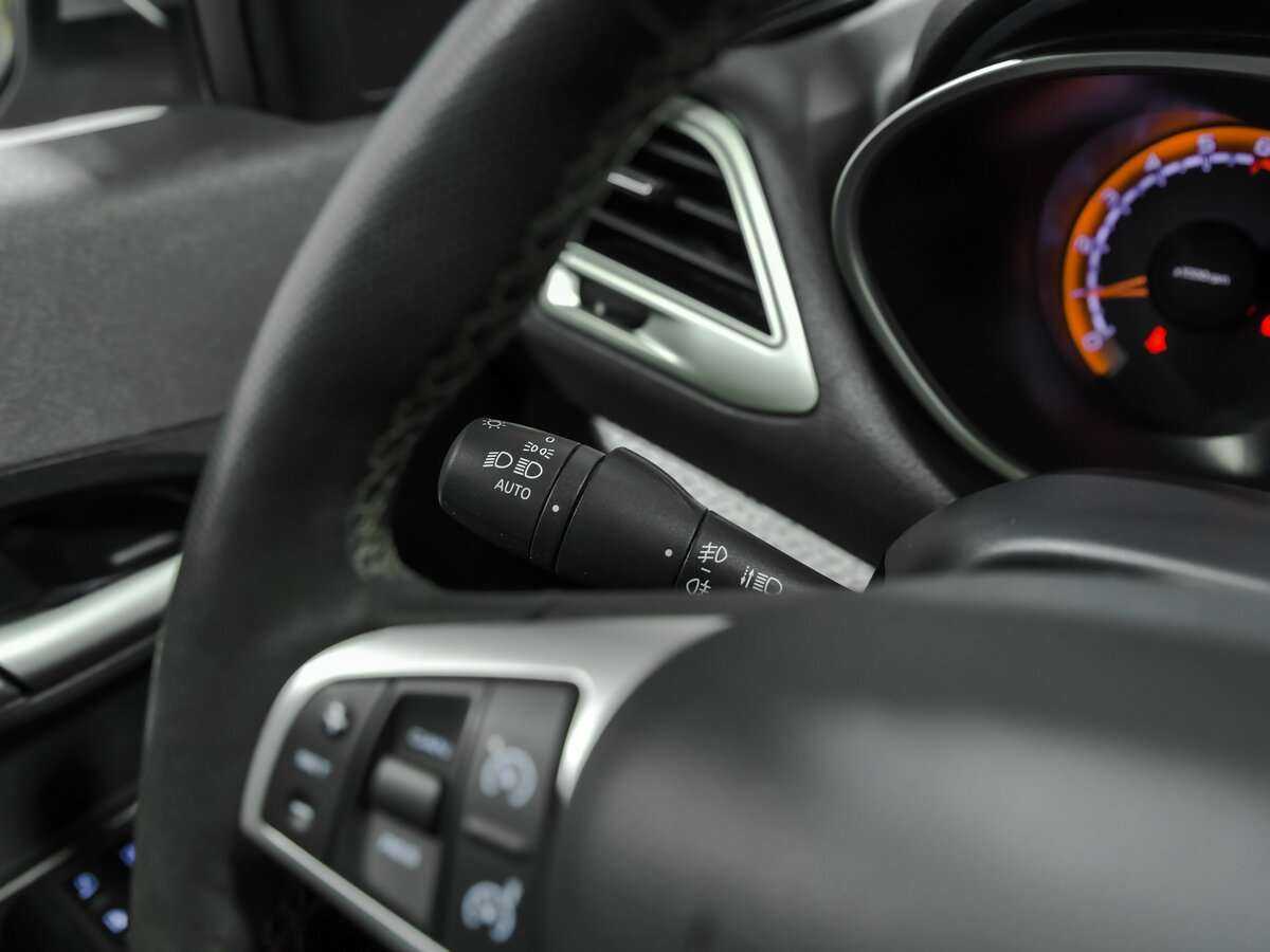 Lada (ВАЗ) Vesta с пробегом — 2021 год. Фото: #7