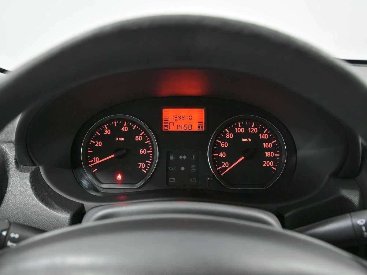 Nissan Almera с пробегом — 2018 год. Фото: #7