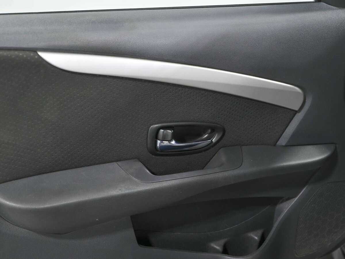 Nissan Almera с пробегом — 2018 год. Фото: #11