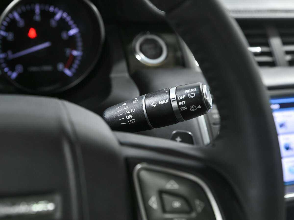 Land Rover Range Rover Evoque с пробегом — 2011 год. Фото: #10