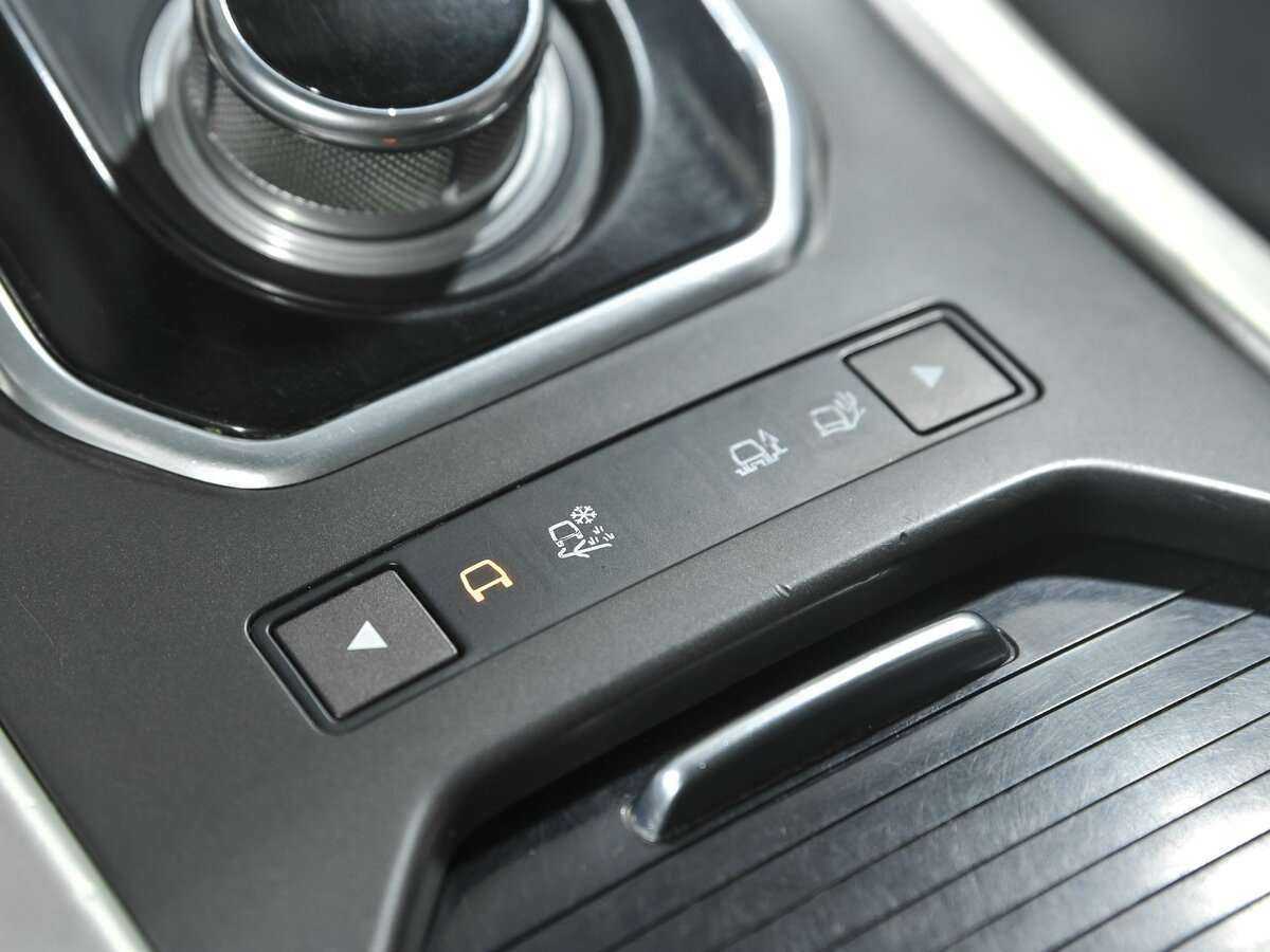 Land Rover Range Rover Evoque с пробегом — 2011 год. Фото: #13