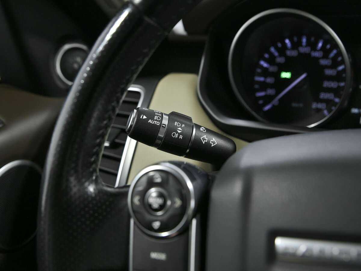 Land Rover Range Rover Sport с пробегом — 2013 год. Фото: #9