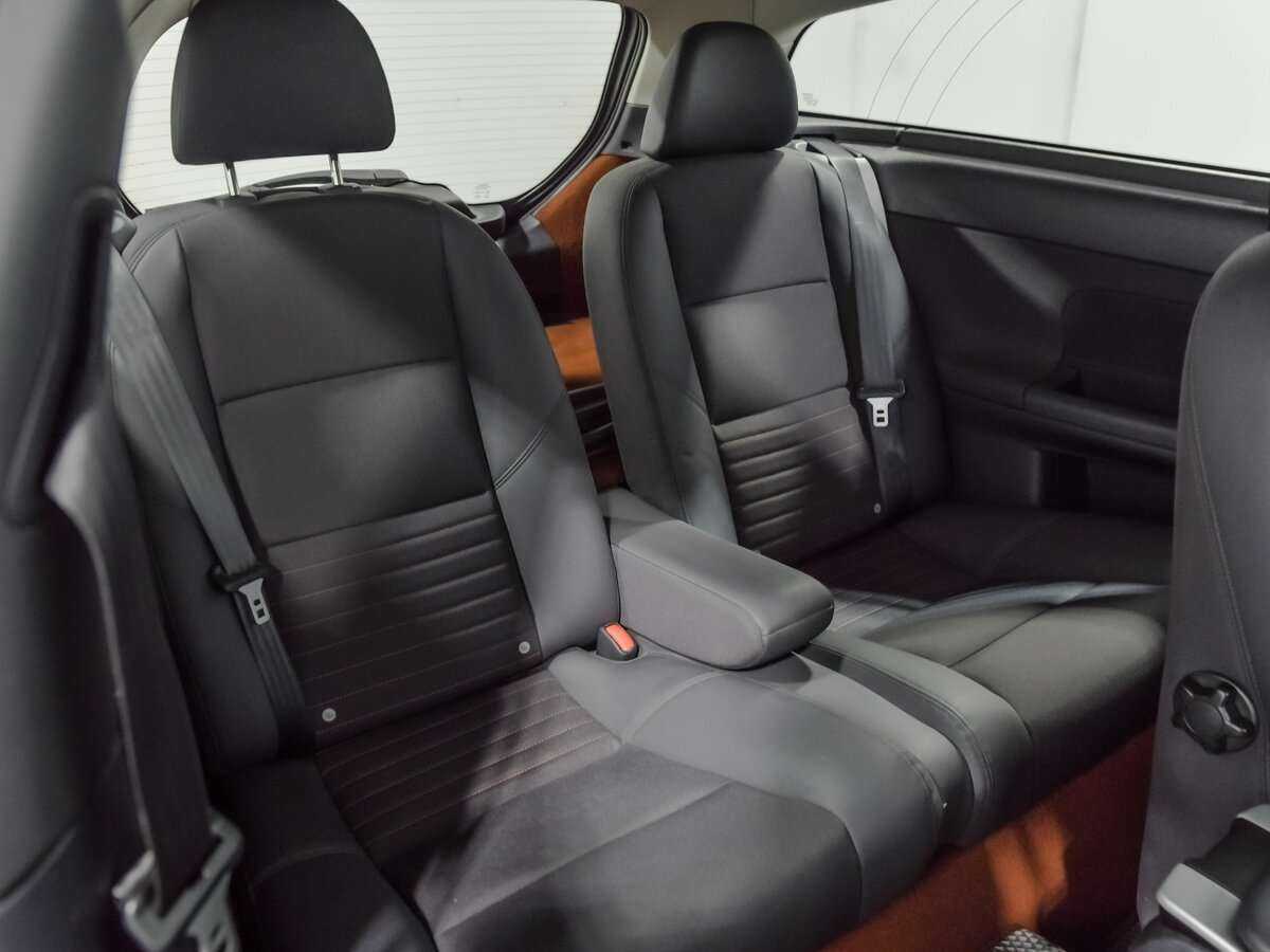 Volvo C30 с пробегом — 2011 год. Фото: #11