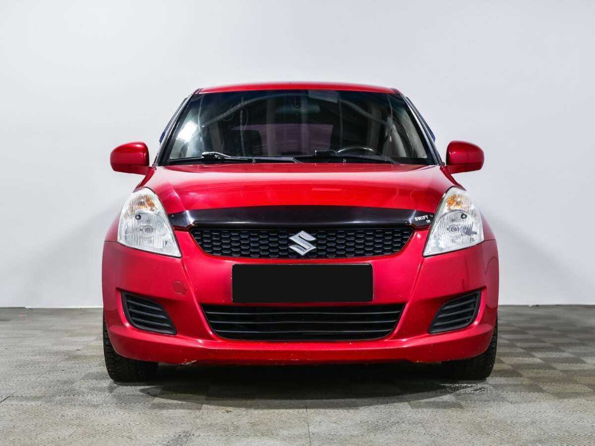 Suzuki Swift с пробегом — 2011 год. Фото: #1