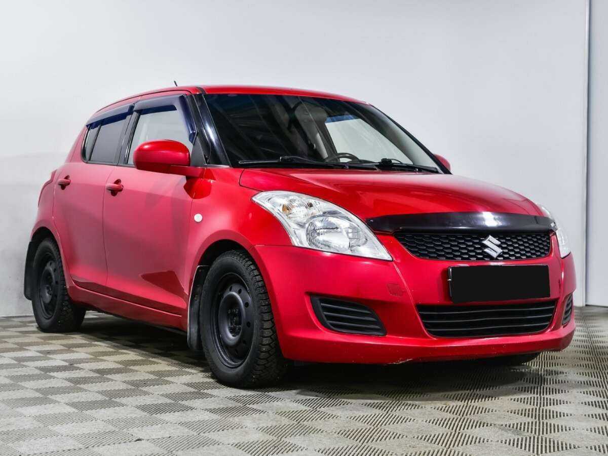 Suzuki Swift с пробегом — 2011 год. Фото: #2