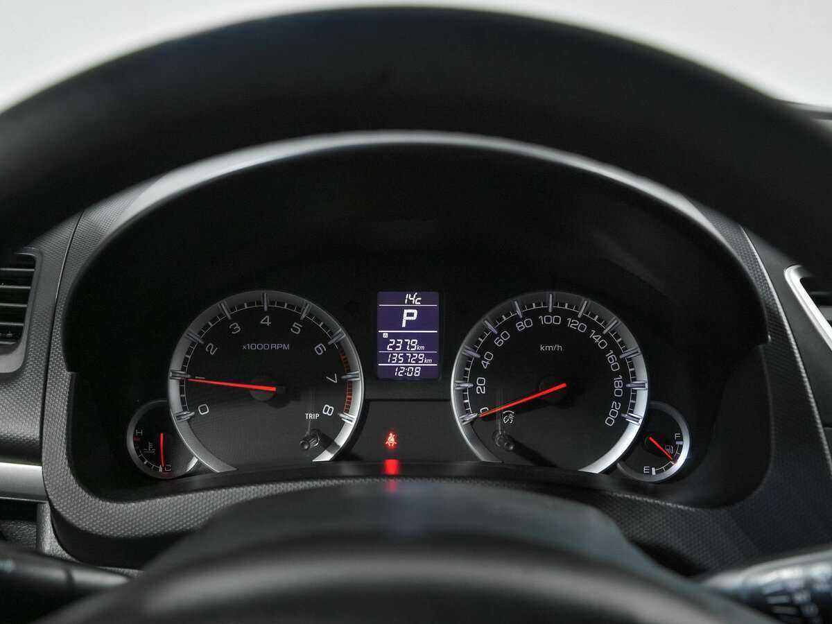 Suzuki Swift с пробегом — 2011 год. Фото: #7