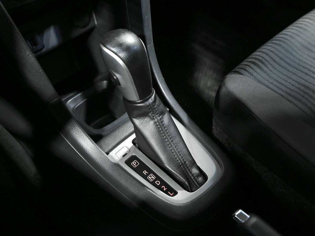 Suzuki Swift с пробегом — 2011 год. Фото: #10