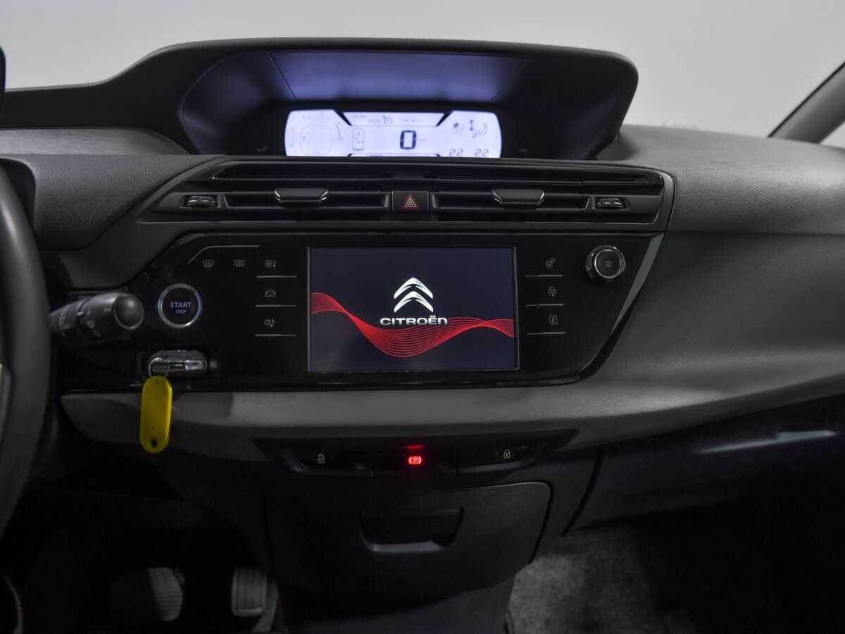 Citroen C4 Picasso с пробегом — 2014 год. Фото: #10