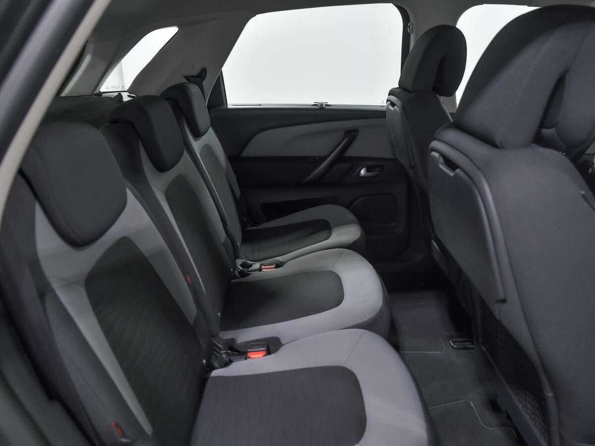 Citroen C4 Picasso с пробегом — 2014 год. Фото: #12