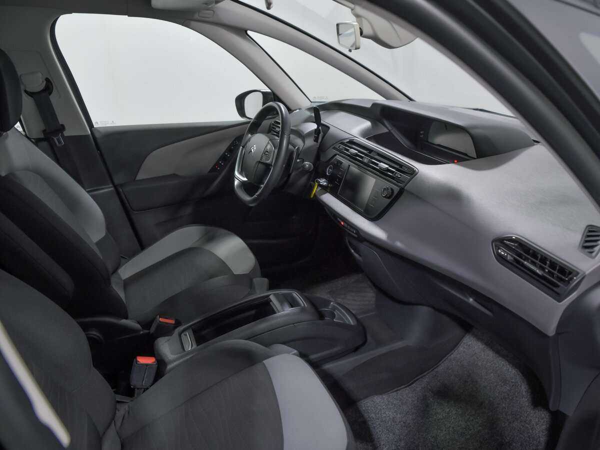 Citroen C4 Picasso с пробегом — 2014 год. Фото: #13