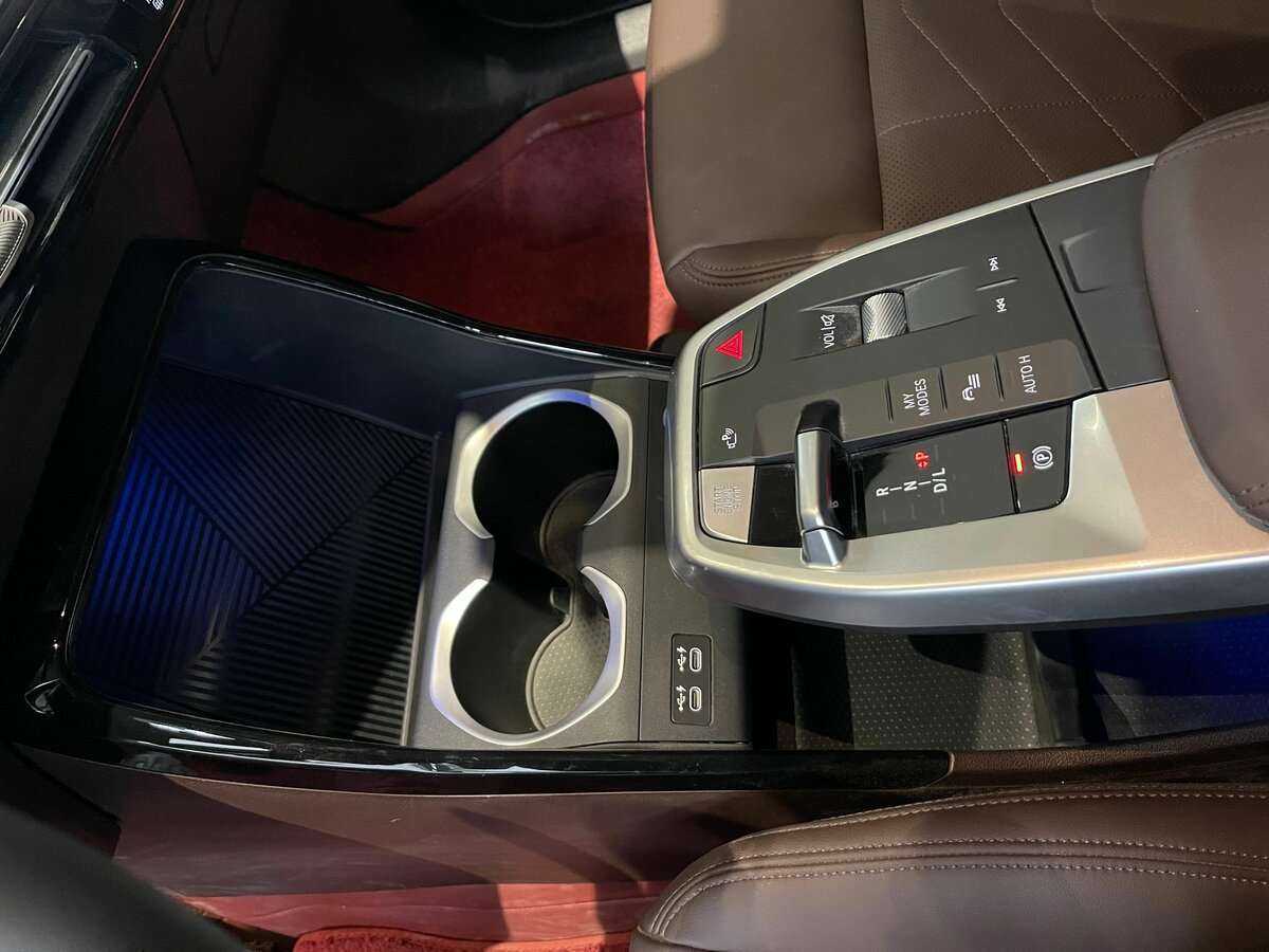 BMW X1 с пробегом — 2023 год. Фото: #11