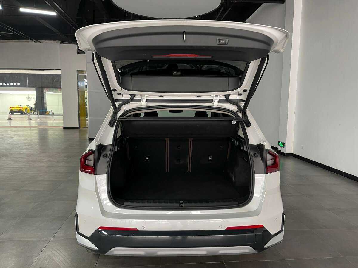 BMW X1 с пробегом — 2023 год. Фото: #18