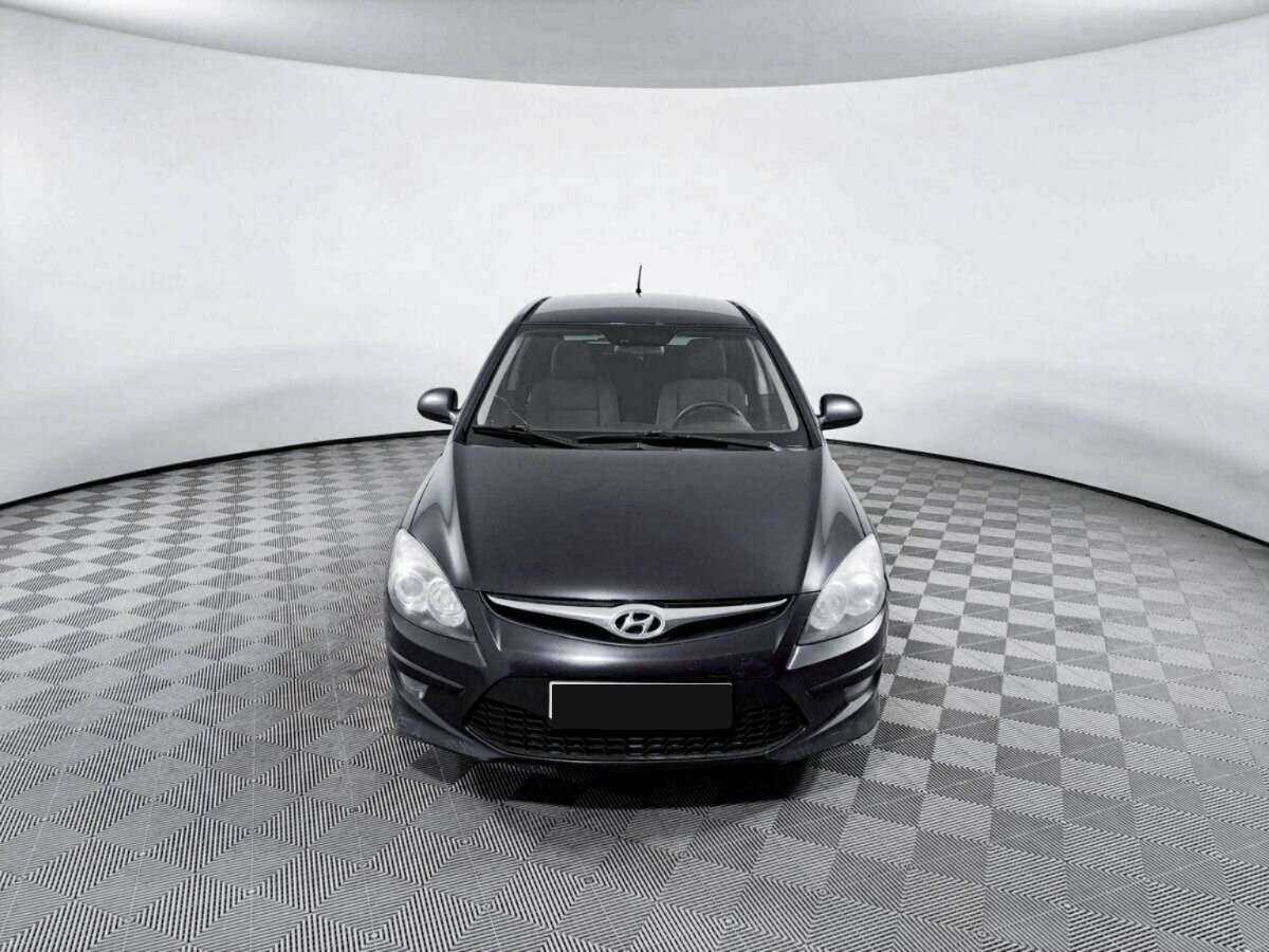 Hyundai i30 с пробегом — 2010 год. Фото: #1