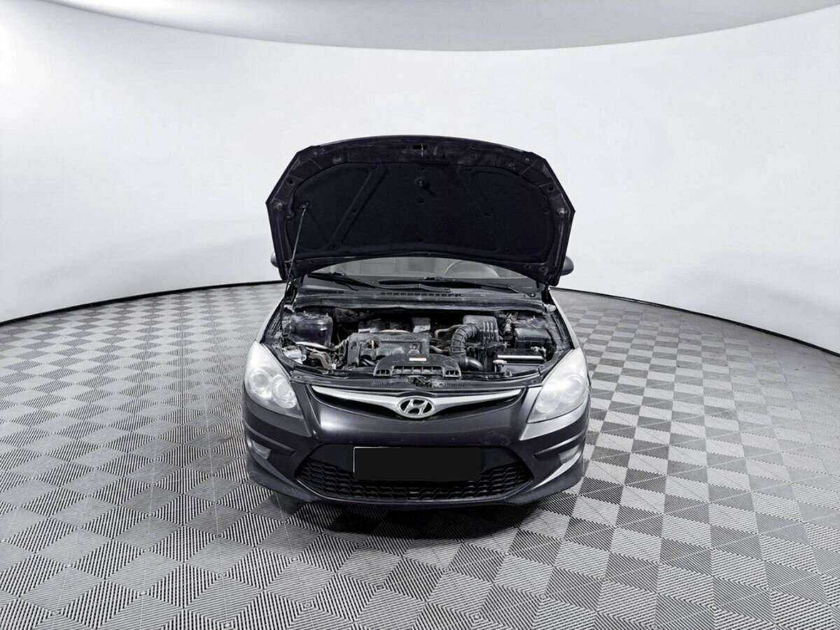 Hyundai i30 с пробегом — 2010 год. Фото: #8