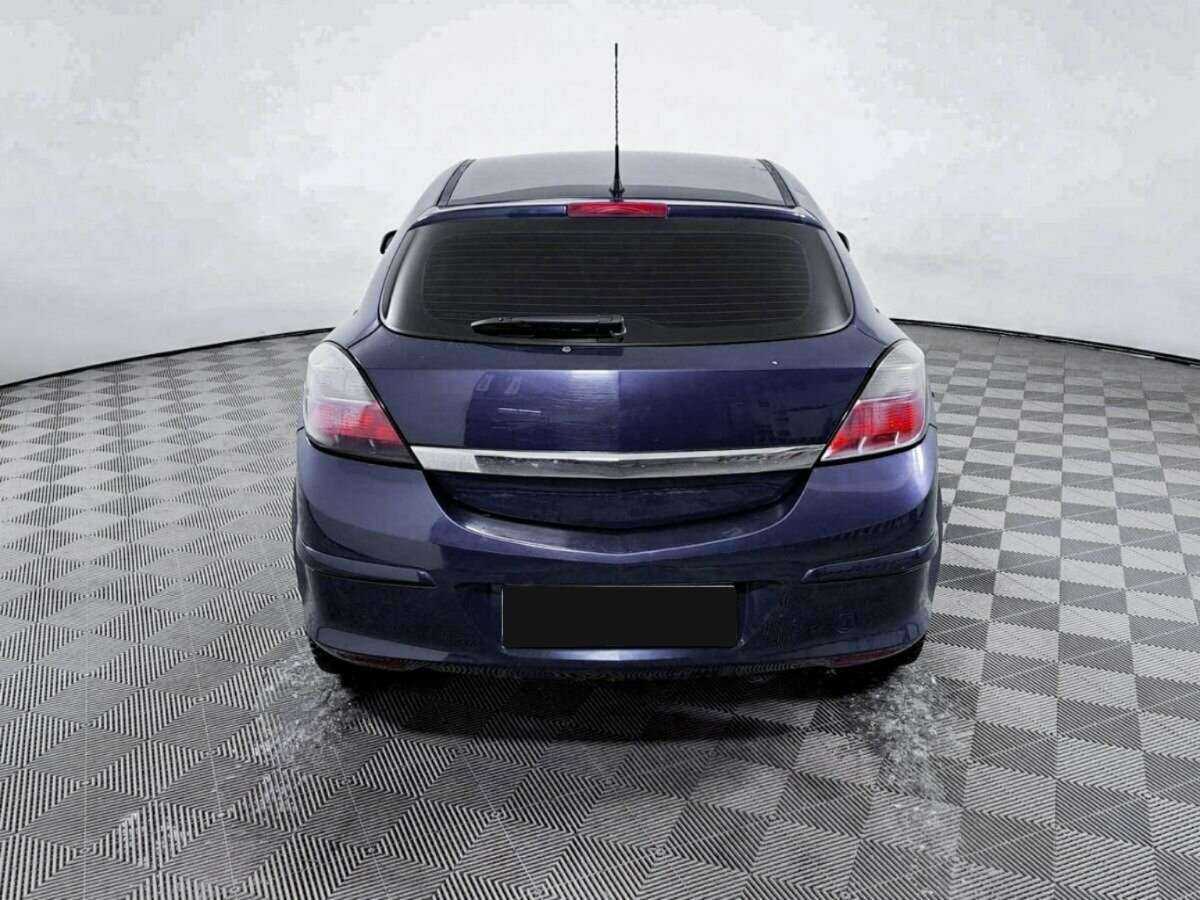 Opel Astra с пробегом — 2008 год. Фото: #5