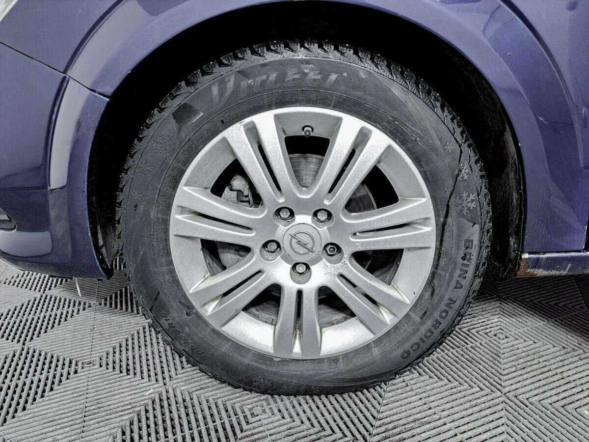 Opel Astra с пробегом — 2008 год. Фото: #17