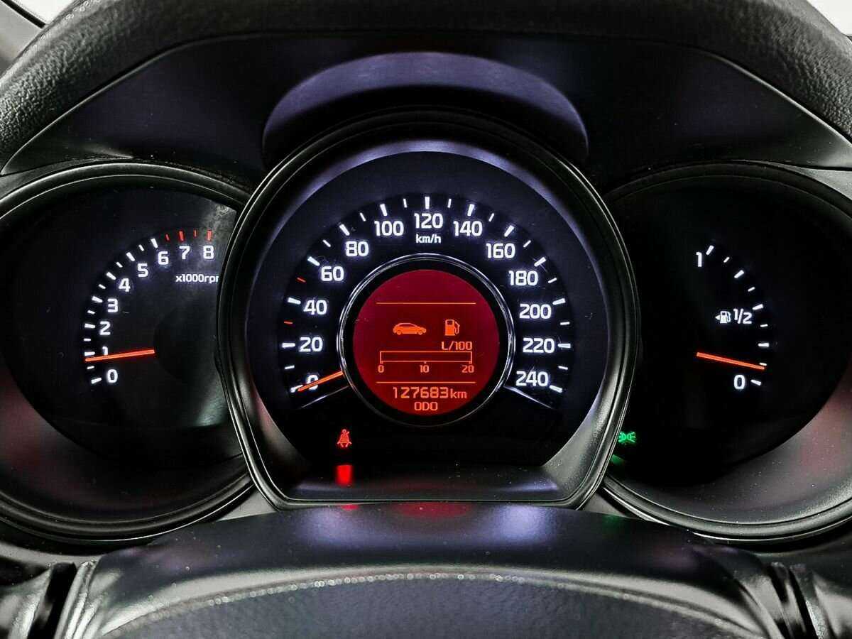 Kia Ceed с пробегом — 2013 год. Фото: #12