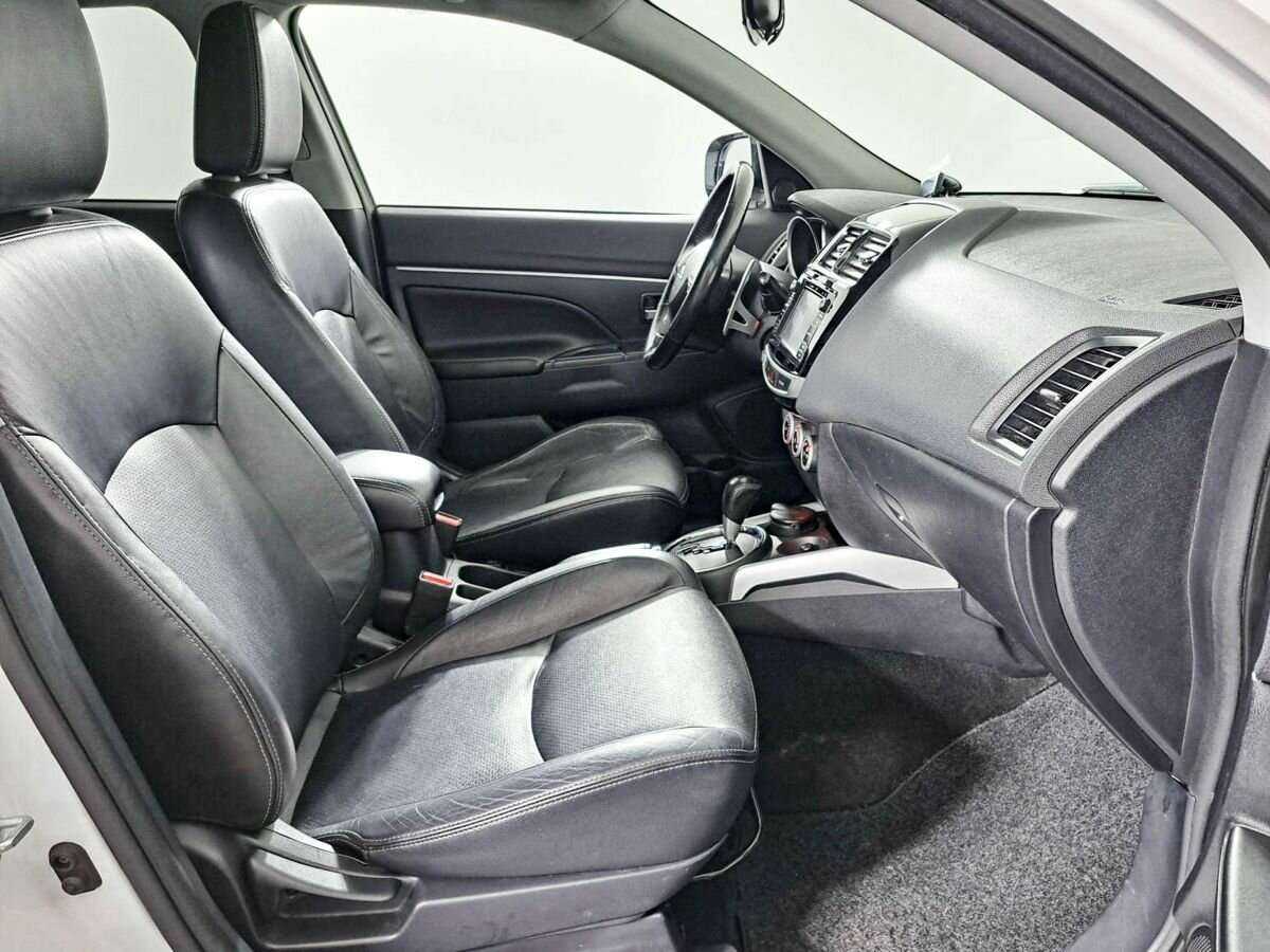 Mitsubishi ASX с пробегом — 2011 год. Фото: #8