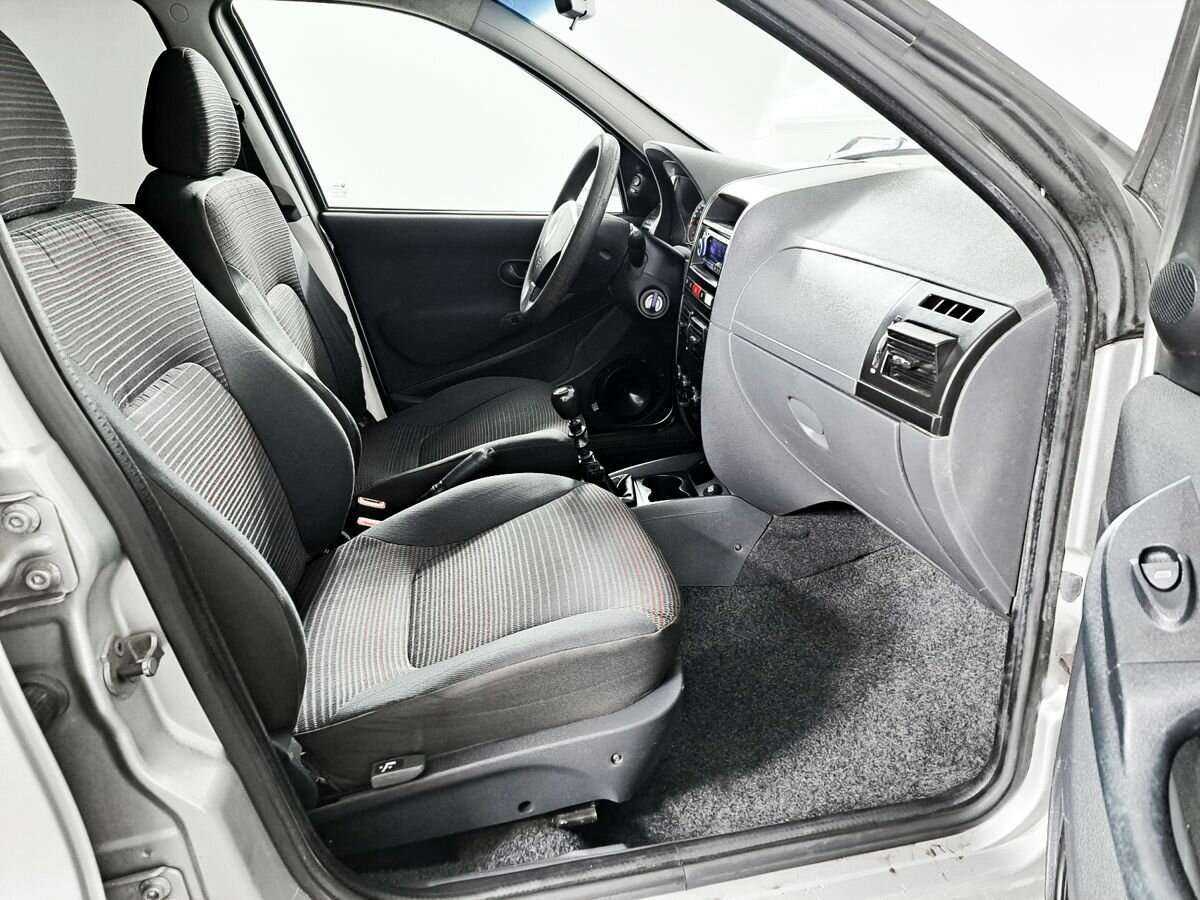 Fiat Albea с пробегом — 2011 год. Фото: #8