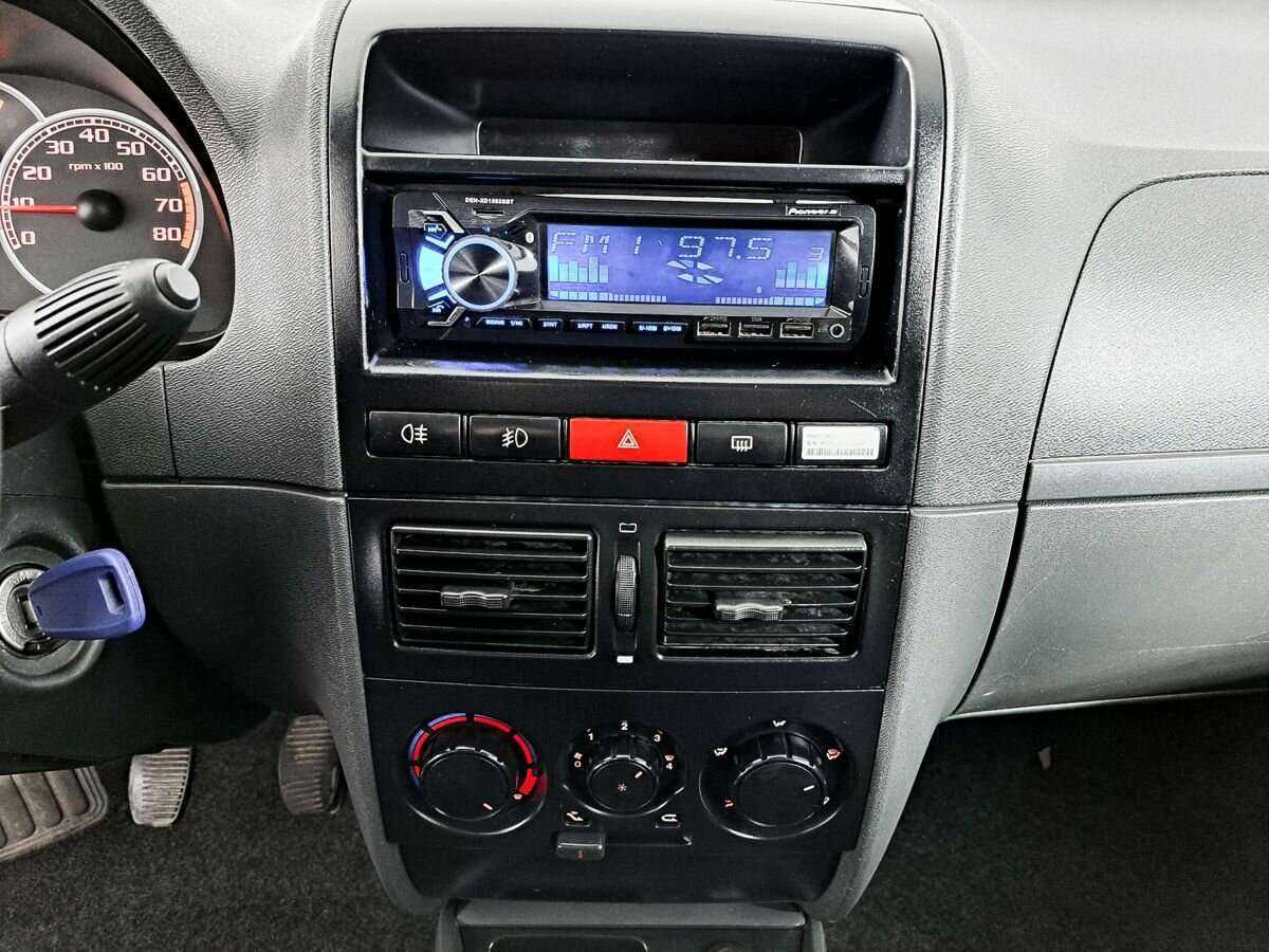 Fiat Albea с пробегом — 2011 год. Фото: #12