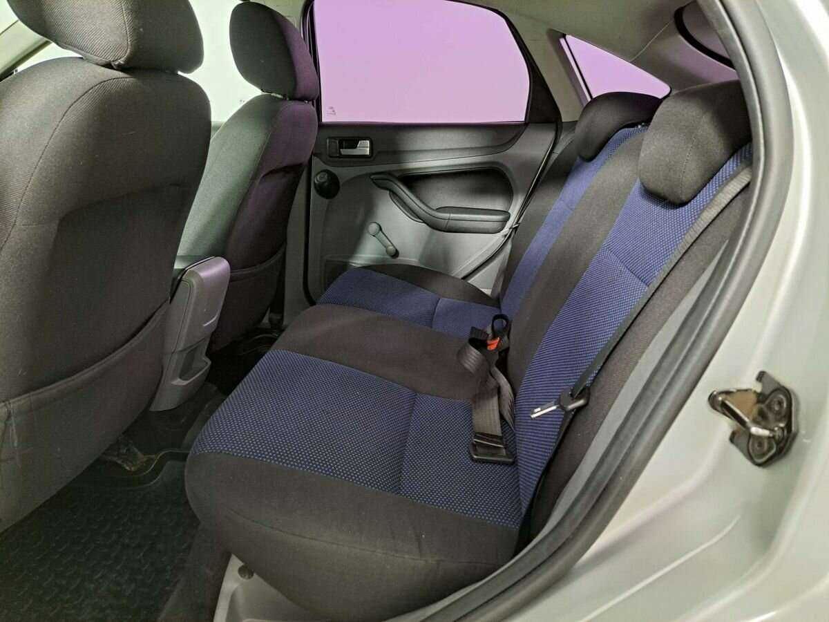 Ford Focus с пробегом — 2008 год. Фото: #9