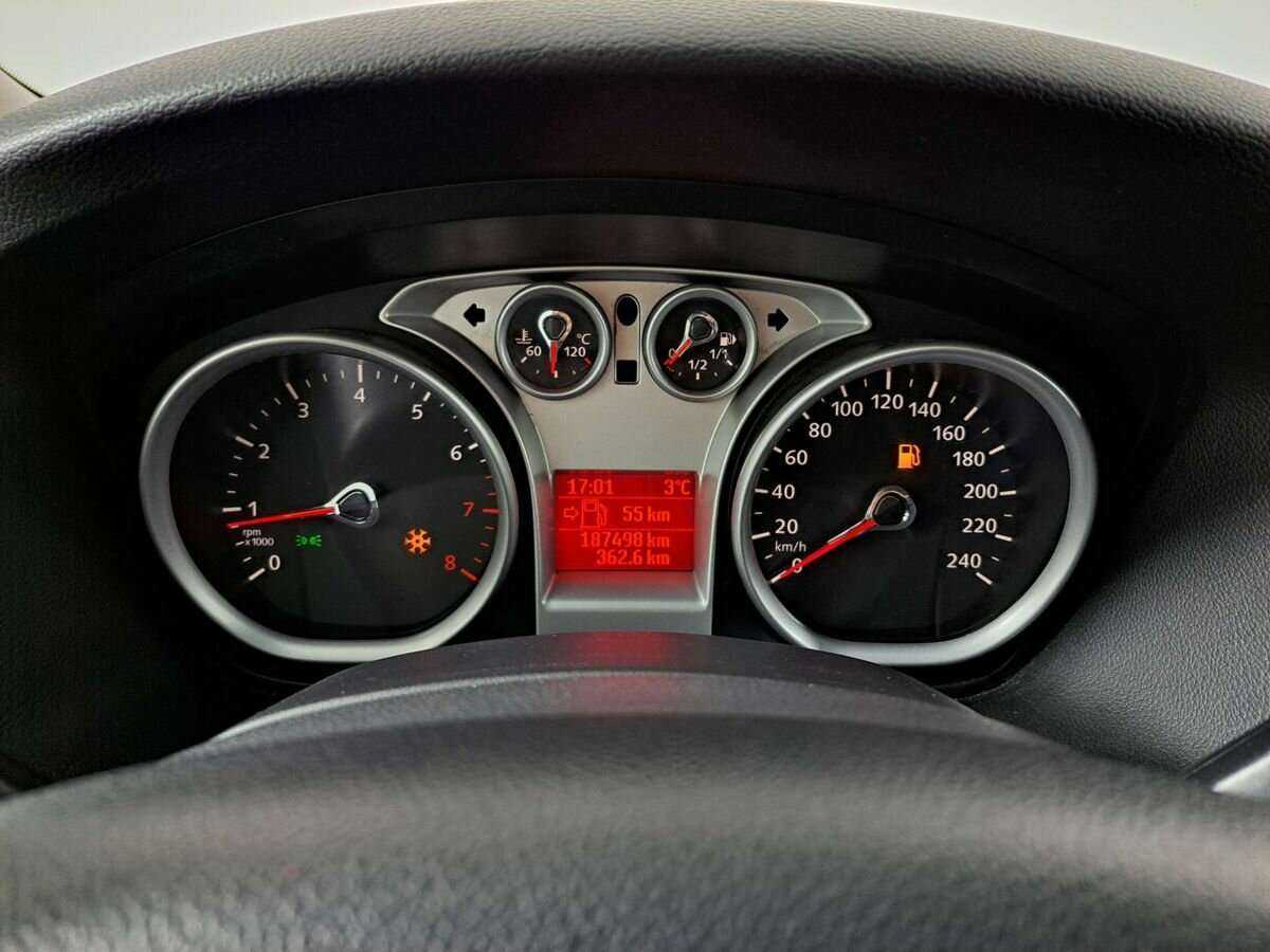 Ford Focus с пробегом — 2008 год. Фото: #10